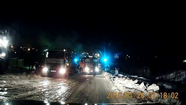 юбилейный азс у маза отказали тормоза 11.01.2013 в 18.30.MOV смотреть онлайн