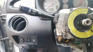 Замена рулевой контактной группы подушки безопасности Митсубиси Аутлендер 1.