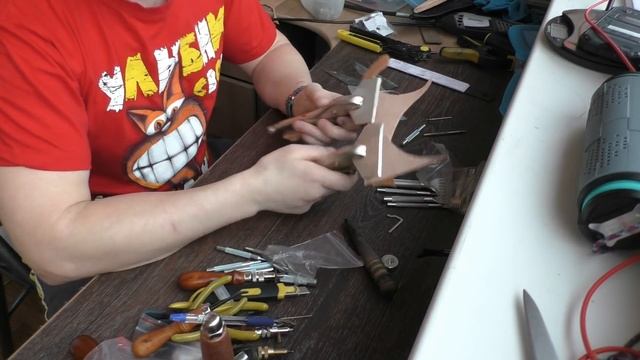 Самый основной Инструмент для кожи ? смотреть онлайн