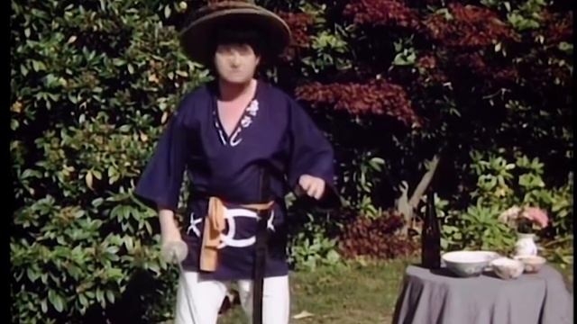 Benny Hill - The Bamboo Curtain (1975) смотреть онлайн