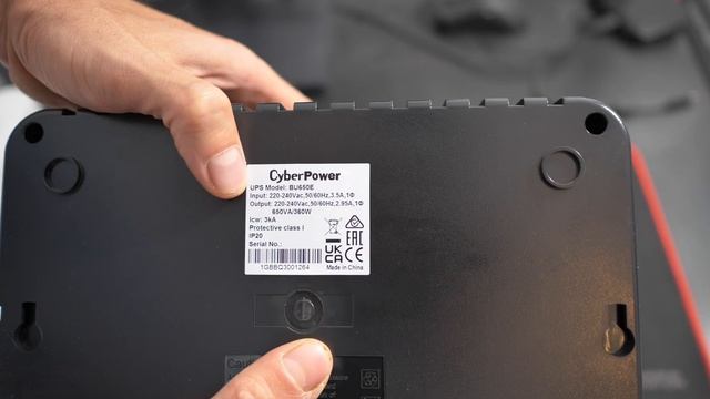 CyberPower BU650E 650VA 3x Shucko UPS Unboxing & Test смотреть онлайн