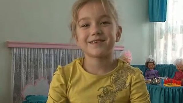 Видеоролик "Дети поздравляют Мам с 8 марта!", ДК "Фархад" НГМК, г.Навои, Республика Узбекистан смотреть онлайн