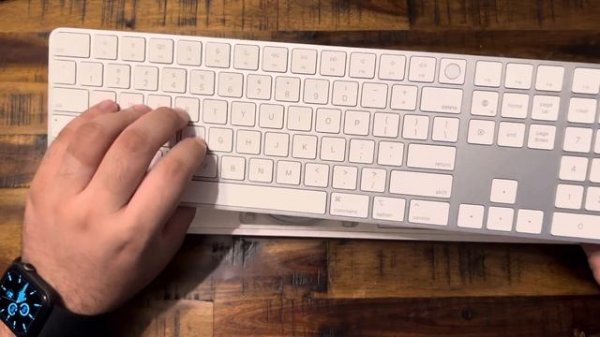 Apple Magic Keyboard with Touch ID and Numeric Keypad Unboxing and First Impressions