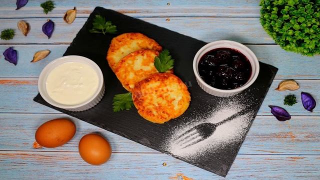 КАК ПРИГОТОВИТЬ СЫРНИКИ С МУКОЙ? Пышные творожные сырники из творога с мукой на сковороде на завтра смотреть онлайн