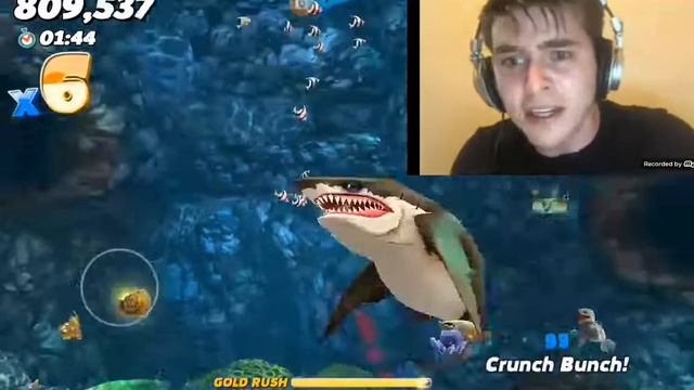 Hungry shark world Speedrun смотреть онлайн