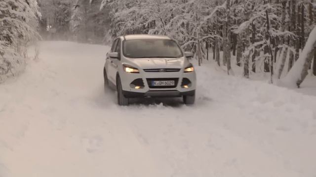 New 2013 Ford Kuga Winter Testing Raw Footage смотреть онлайн