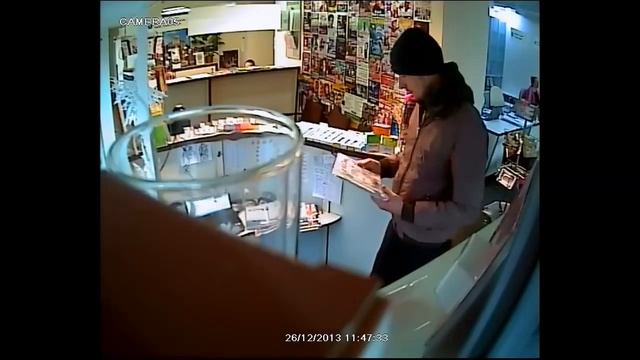 Кража мобильного телефона у продавца в Одессе смотреть онлайн