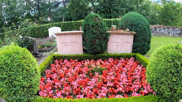 FAMOUS GRAVE TOUR - Switzerland (Audrey Hepburn, Charlie Chaplin, etc.) смотреть онлайн