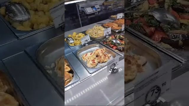 Кулинарный отдел магазина СПАР. Санкт-Петербург.