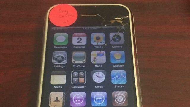 Сколько может стоить САМЫЙ ПЕРВЫЙ IPhone ? смотреть онлайн