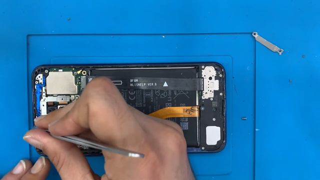 Huawei Mate 20 Lite Back Glass Cracked Replacement смотреть онлайн