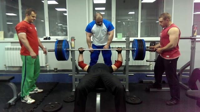 жим лежа 190 кг клуб Кратос смотреть онлайн