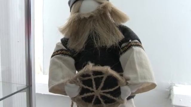 Любителей кукол приглашают на выставку смотреть онлайн