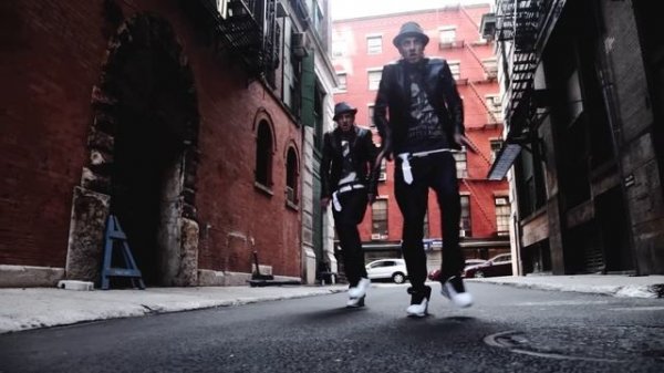 Lombard Twins - Astor Piazzolla "CHANT ET FUGUE" A Dance Scene by Martin & Facundo Lombard