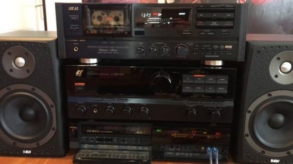 Akai GX 75, Sansui AU-X611AV, Sharp VC-S1000G, B&W DM 303