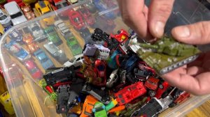 Разбор машинок-моделей из коробки племянника / Analysis of model cars from the nephew's box