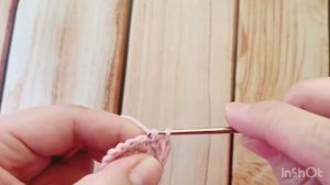 Как связать шишечку из 3-х столбиков с накидом в одну петлю крючком