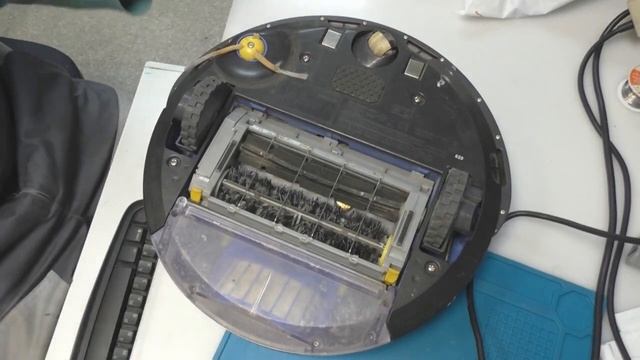 Робот-пылесос не заряжается. Что делать? смотреть онлайн