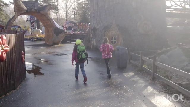 Tusenfryd, amusement park смотреть онлайн