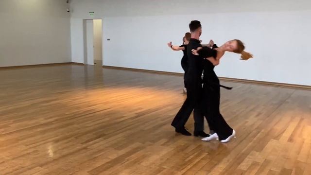 Бальные танцы / Анна Кущенко смотреть онлайн