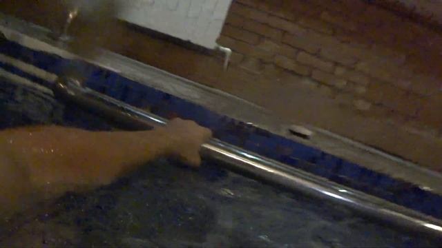 Прикольное сауна.бассейн.вёдра поливалки.горячая комната.сопроводим время.короче мы отдыхаем.Пермь. смотреть онлайн