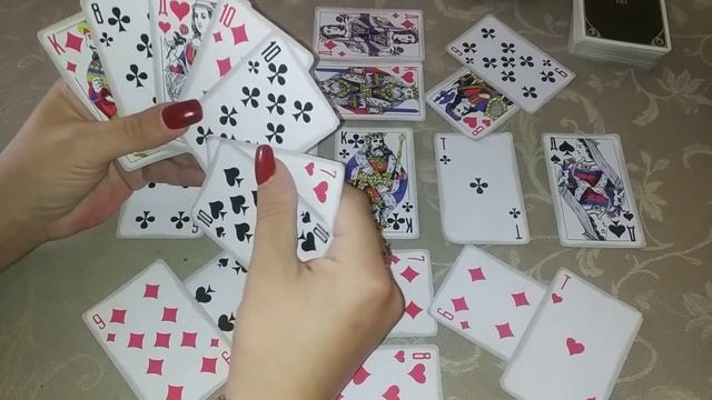 Чтобы Он Хотел Сказать Тебе Сегодня, но Молчит ? Гадание на Королей. смотреть онлайн