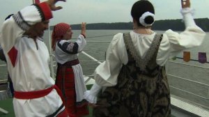 Играй, гармонь! | Ансамбль «Хмель» (Ленинградская обл.) | Раз полоску Маша жала...