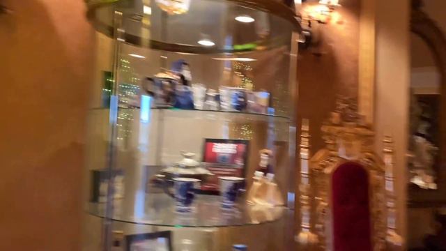#молодостьиздоровье Приключения бабулек в Голливуде 😱Тусовка в русском ресторане Татьяна💃👯♂️💃🕺 смотреть онлайн