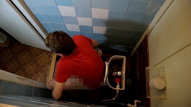 Что делают парни когда одни дома ? смотреть онлайн
