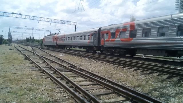 ЭП1М-417 с поездом номер 113А Санкт-Петербург - Адлер смотреть онлайн