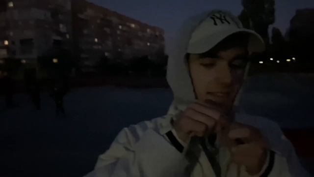 Жестко упал. Сломал ногу или просто катаемся в плазе смотреть онлайн