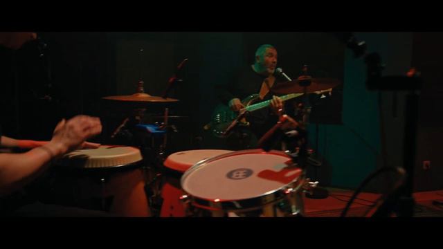 Desperados - Moliendo Café смотреть онлайн