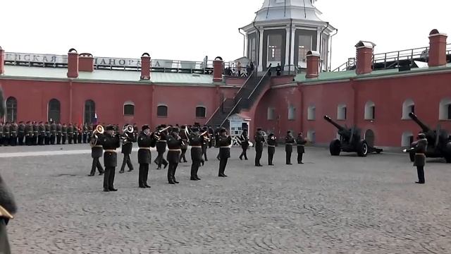 Петропавловская крепость. Репетиция оркестра к Дню Победы. март 2015 года смотреть онлайн