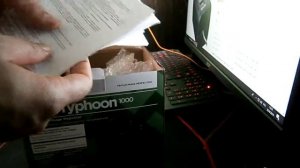 Распаковка Стабилизатор напряжения Defender AVR Typhoon 1000