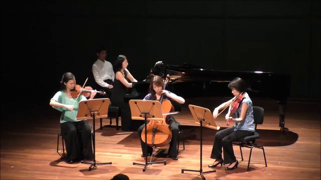 Piano Quartet - R. Schumann смотреть онлайн