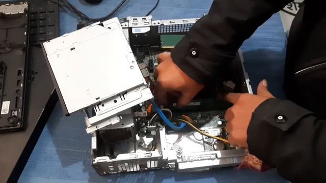How To Fix DELL Orange Light Blinking | Fix DELL PC Orange/Amber Light Blinking | CPU Orange Light смотреть онлайн