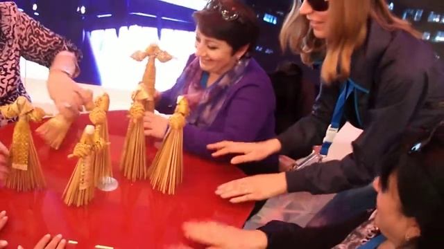 Пляшущие куклы! смотреть онлайн