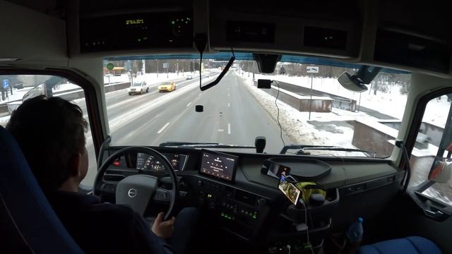 CV Driving VOLVO FH 540 Zelenograd-Moscow. Докладываю обстановку. смотреть онлайн