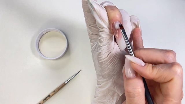 Как сделать маникюр и укрепление гелем?