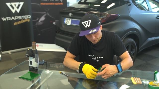 Jak Okleić Antenę / Rekinka FOLIĄ Wylewaną? + WrapTrick #2 | Wrapster - Vlog #47 смотреть онлайн