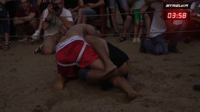 Жёсткая Драка Двух Азиатских Бойцов смотреть онлайн