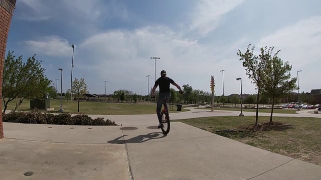 Rolling Down the Stairs (more unicycle fun) смотреть онлайн