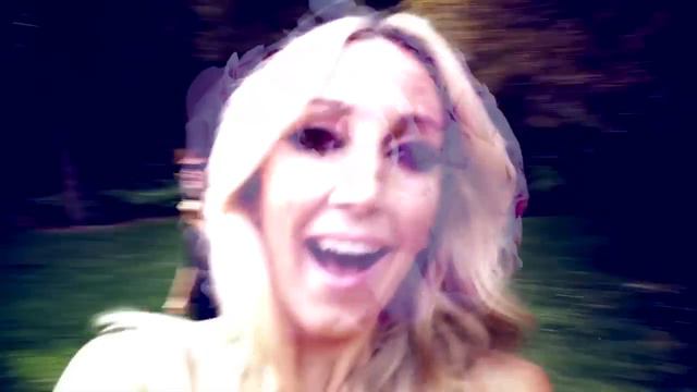 Ashley Monroe - On To Something Good (Unofficial Video) смотреть онлайн