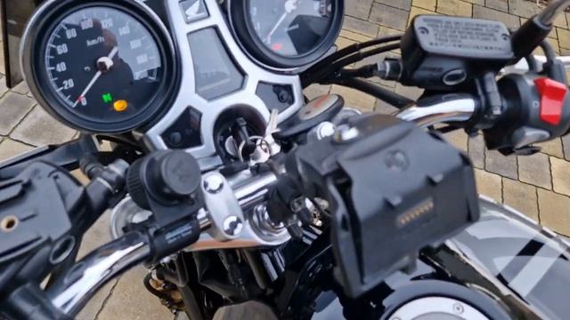 Honda CB1100RS - Year 2017 смотреть онлайн