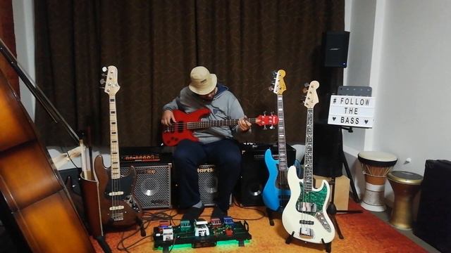 Ibanez Roadstar II RB760/Hartke TX600/HX112/HD500