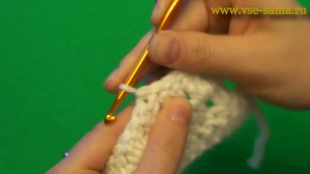 Соединительный столбик или полустолбик без накида