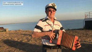 Детские песни под гармошку …у прохожих на виду )))