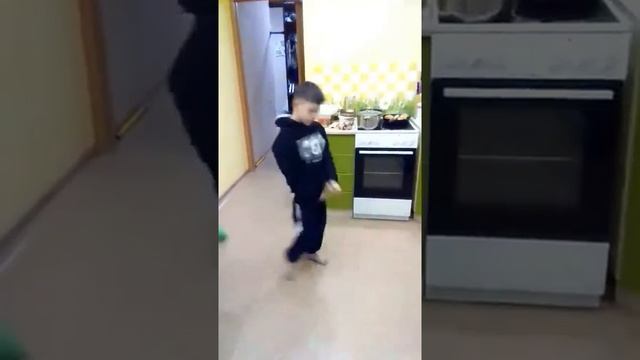 Нелетто Любимка танец смотреть онлайн