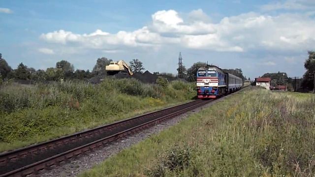 Пригородный дизель поезд ДПЛ1 002 Черновцы Коломыя смотреть онлайн