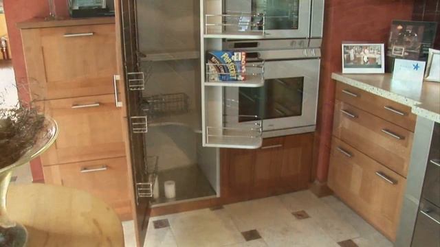 How can I make the best use of space in a small kitchen? смотреть онлайн